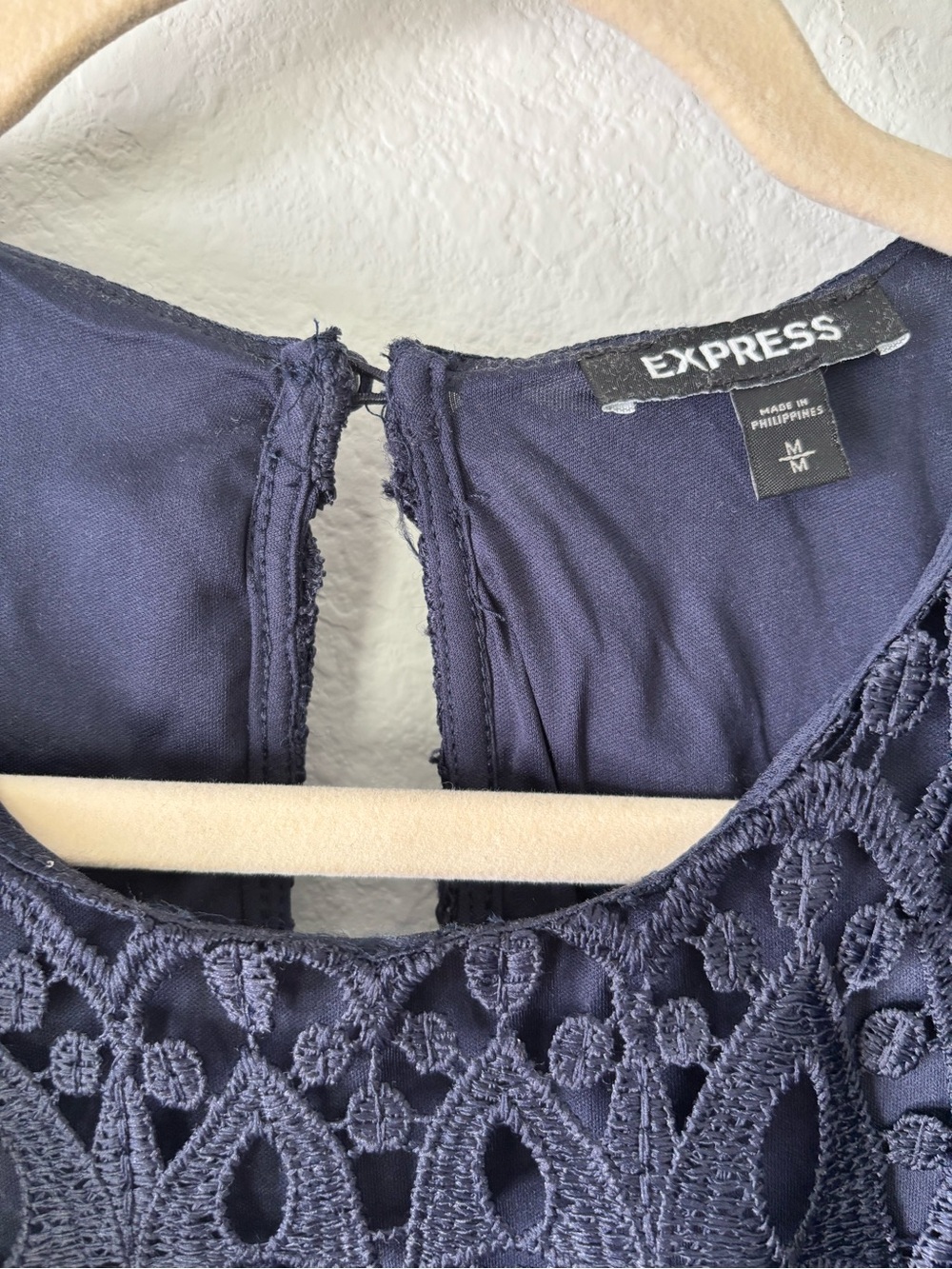 Express Navy Eyelet Ruffle Shell Top - Picture 2 of 3